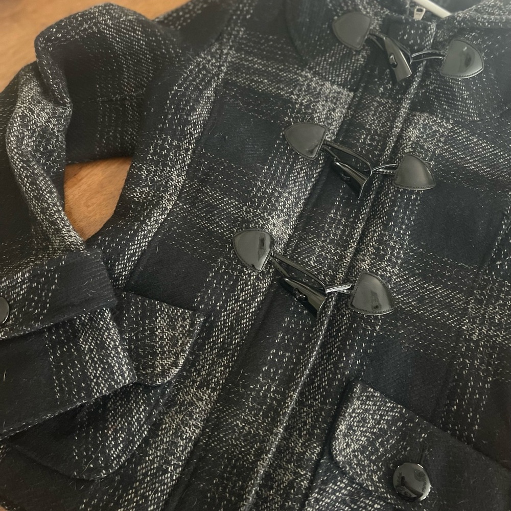 Gorgeous black with white/silver subtle threading, Guess wool coat, cute buttons